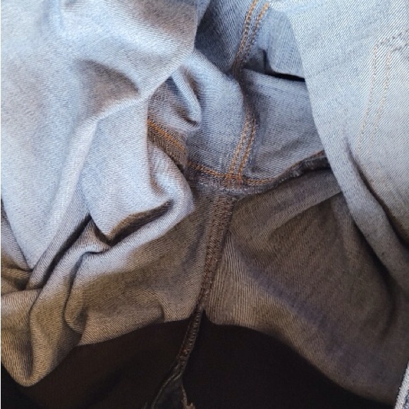 torrid Distressed Dark Blue High-Rise bombshell Skinny Jeans - Picture 9 of 15